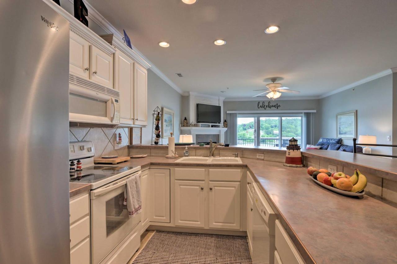 Lakefront Ozark Condo With Balcony And Seasonal Pool! Camdenton Buitenkant foto